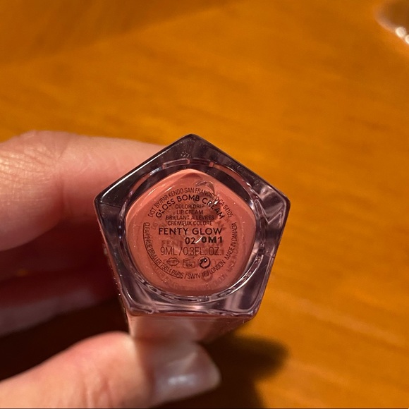 Fenty Beauty Gloss Bomb Cream - Picture 7 of 14